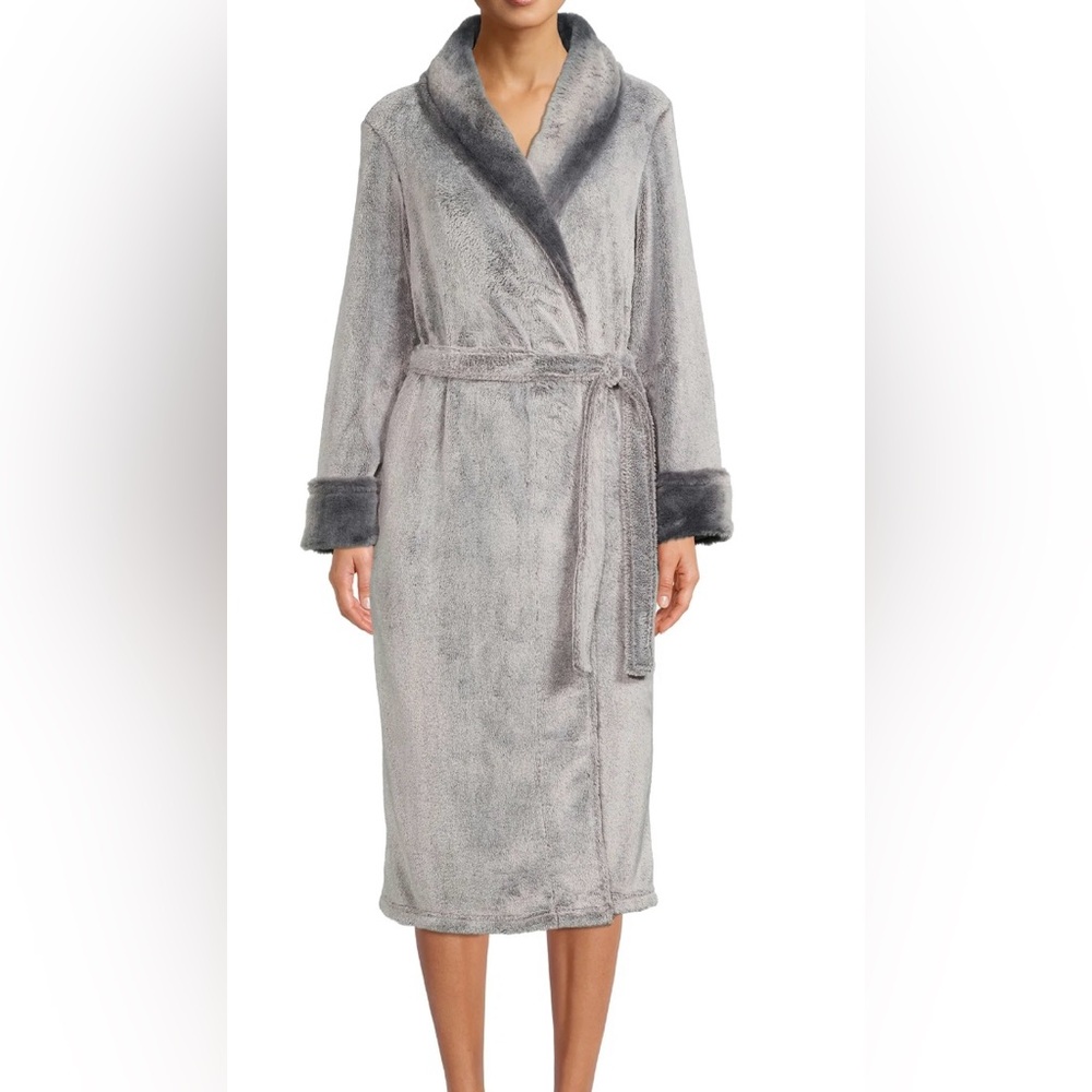 Secret Treasures Women’s Grey Fuzzy Robe Size L - Picture 2 of 5